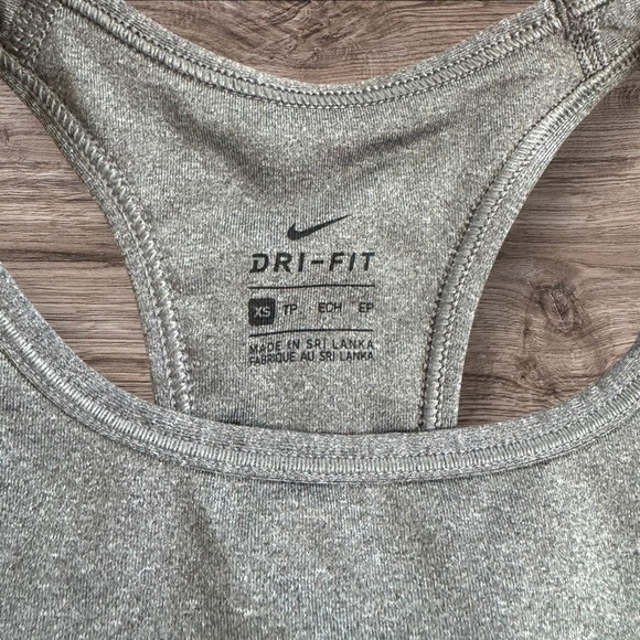 Nike sports bra gray size XS - Picture 2 of 4